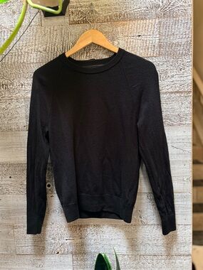 Banana Republic | Italian Merino Wool Crewneck Pullover Sweater - Men's S, Black
